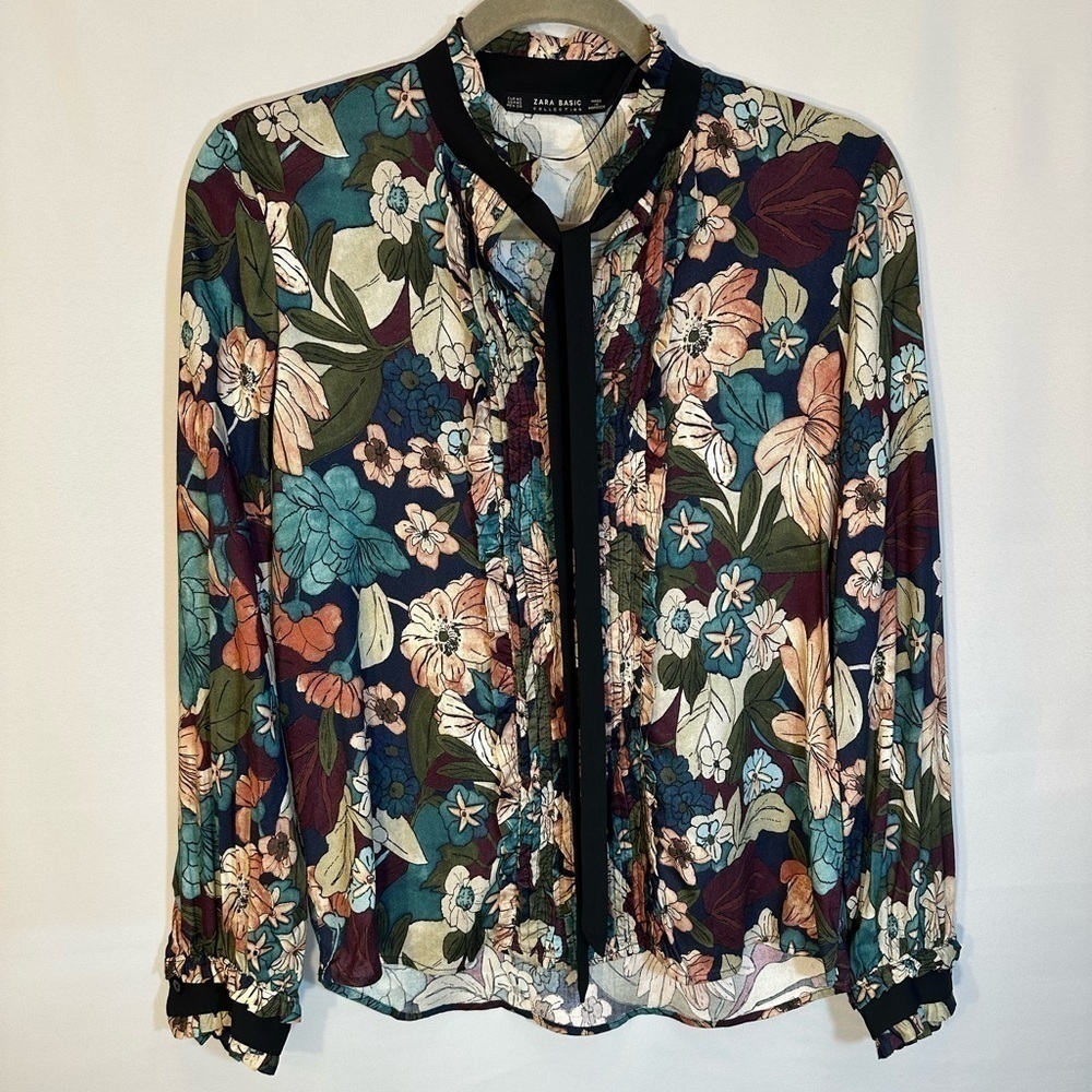 Zara Basic Collection Black Floral Ruffle High Neck Front Long Sleeve Cuffs XS